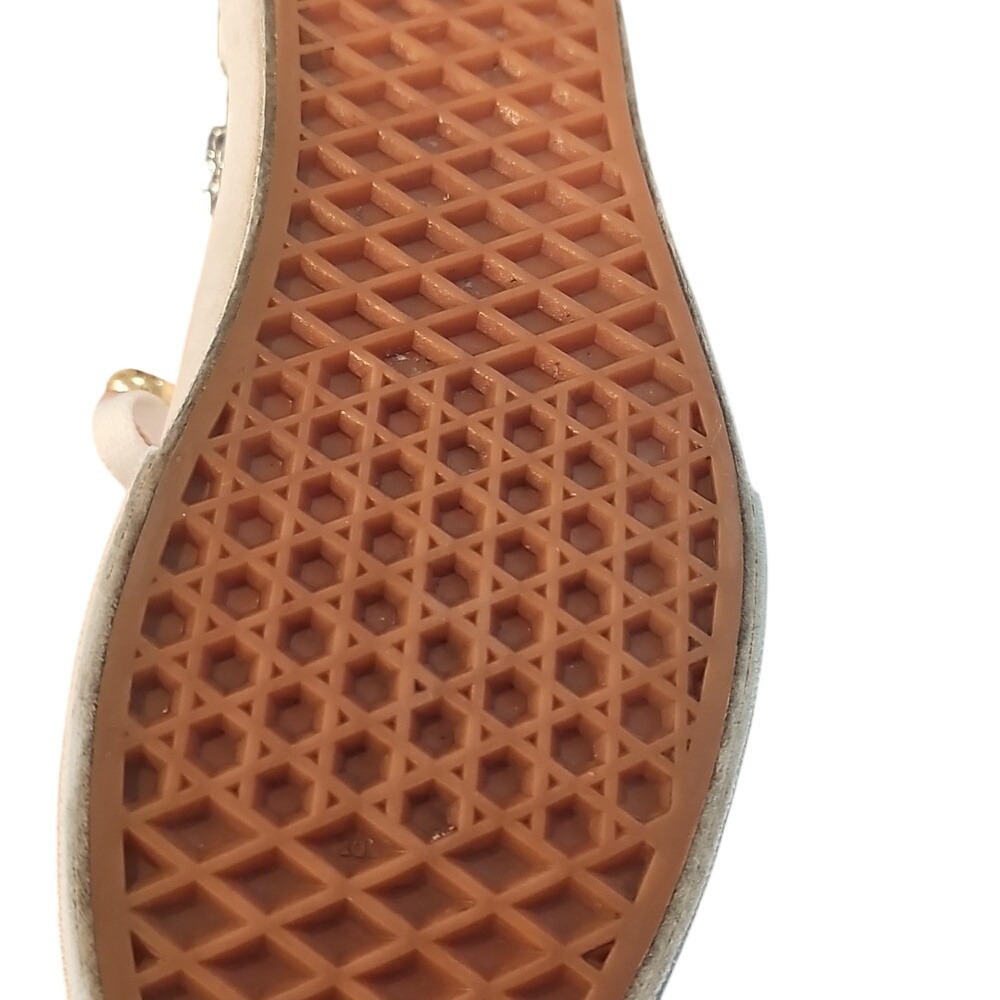 VANS White Sneakers with Chain Accents - Picture 3 of 6